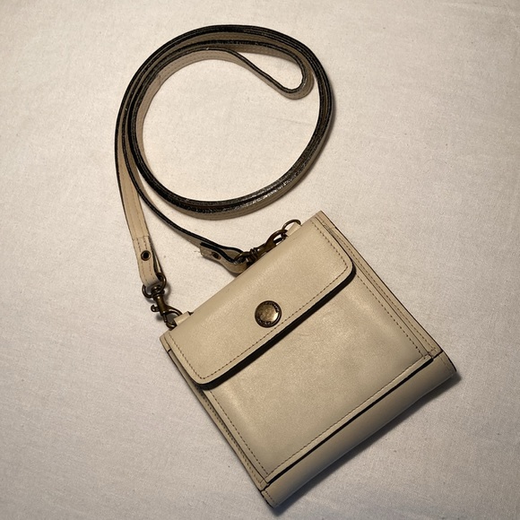 La Garde Crossbody wallet leather bag - Picture 2 of 16